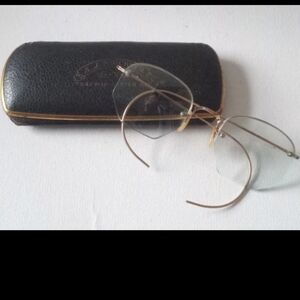 Antique Shuron 12kt Gold Filled Classic  Eyeglasses with gold trimmed case.